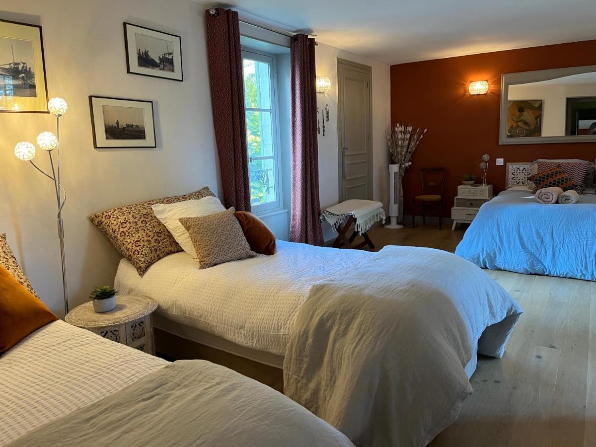 Chateau Du Mauny, Gites Et Chambres D'Hotes En Bourgogne Rosey Bagian luar foto